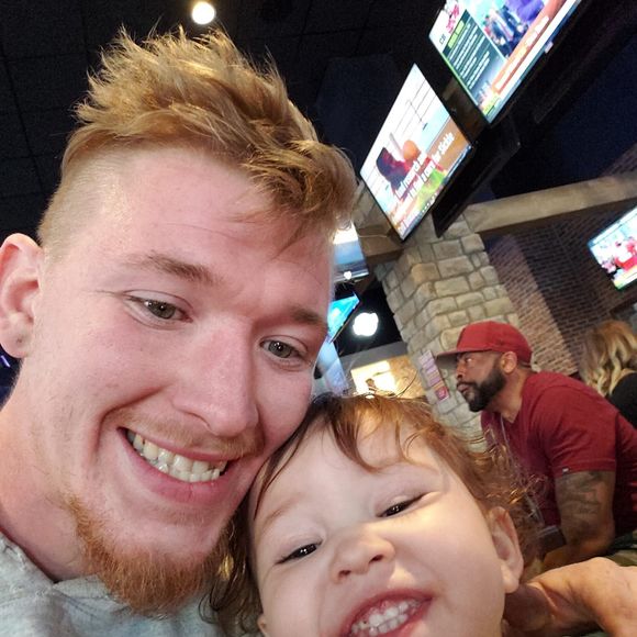 Meet your Posher, Kyle - Picture 1 of 1